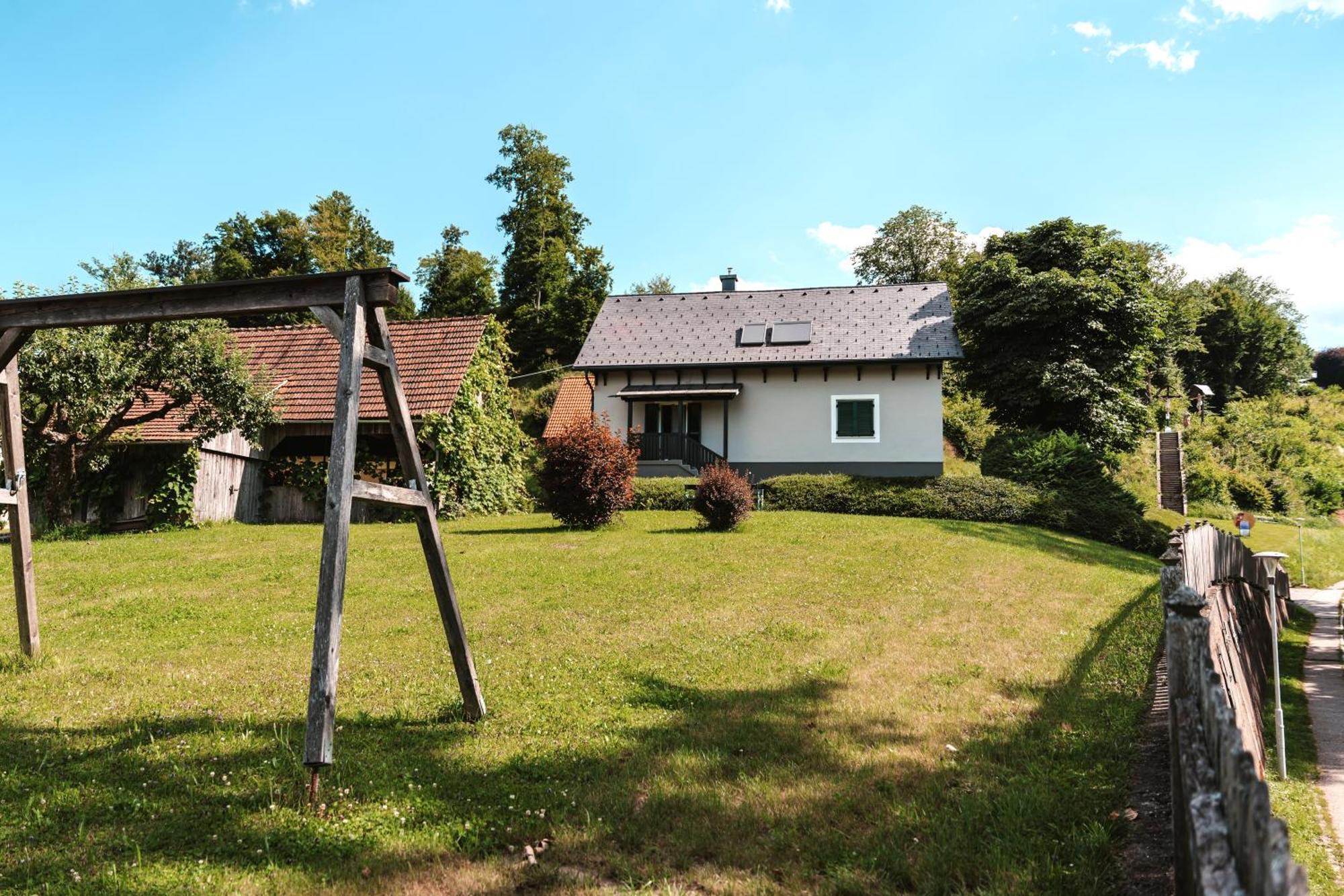 Ferienwohnungen Karin Am Seggauberg Leibnitz Exterior photo