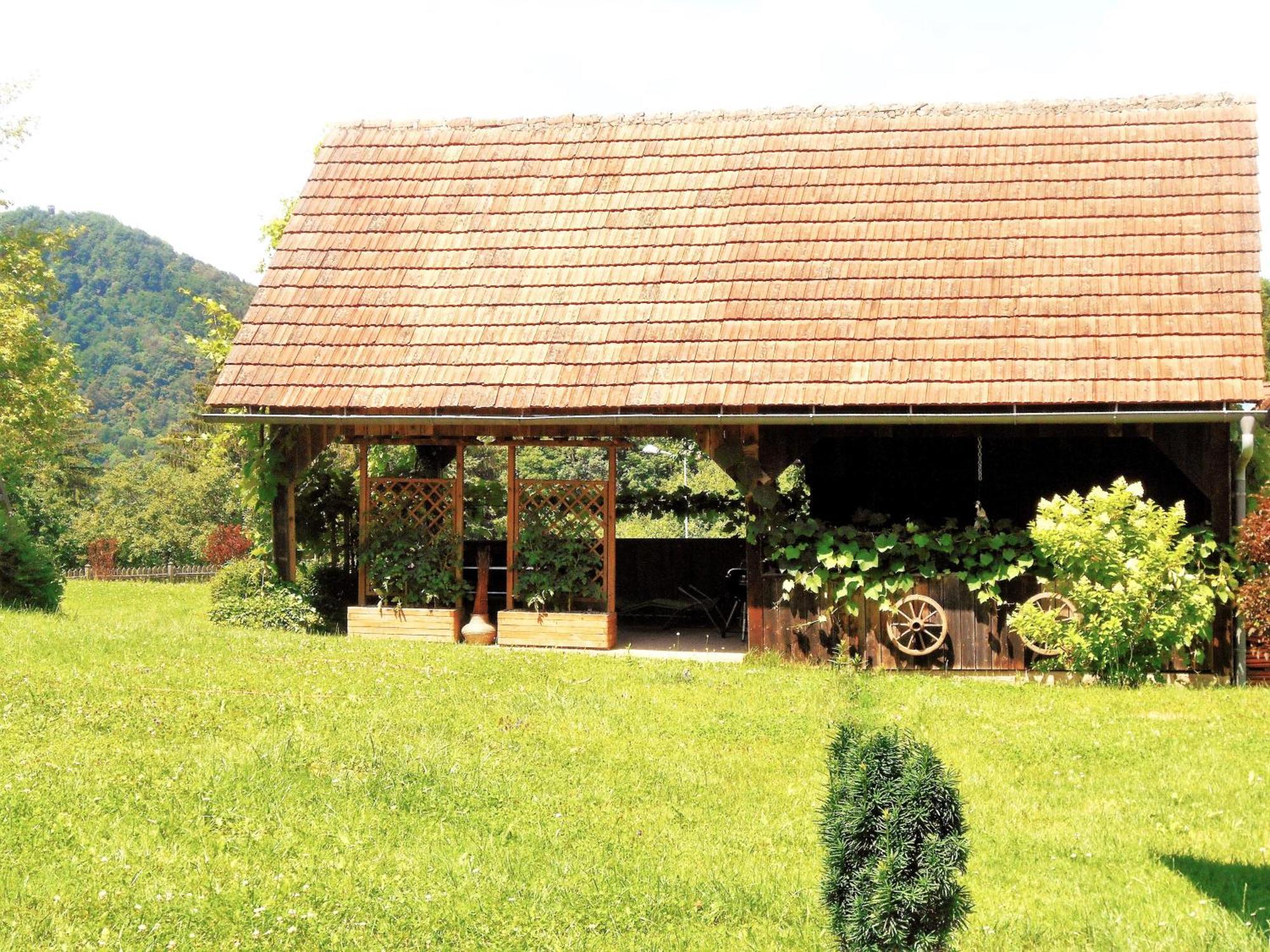 Ferienwohnungen Karin Am Seggauberg Leibnitz Exterior photo